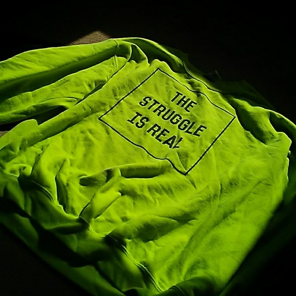 Sweatshirt - Picture 2 of 4